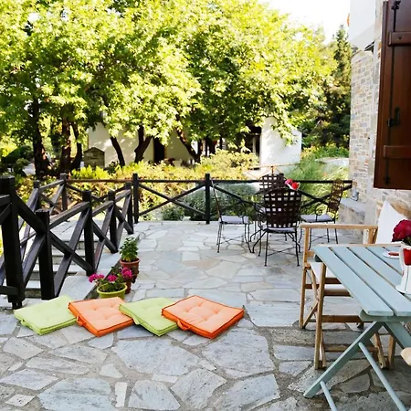 Villa A Superb Mansion With Garden In Pelion
