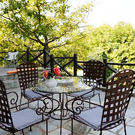 Villa A Superb Mansion With Garden In Pelion *