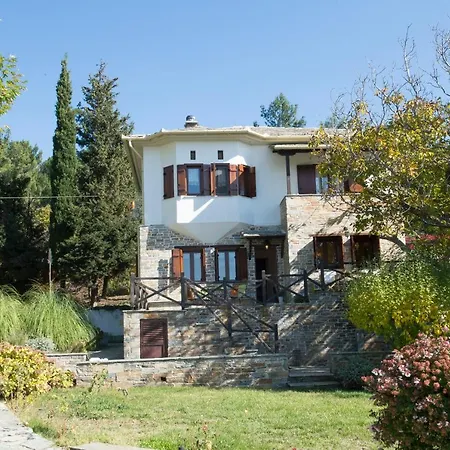 A Superb Mansion With Garden In Pelion Villa *