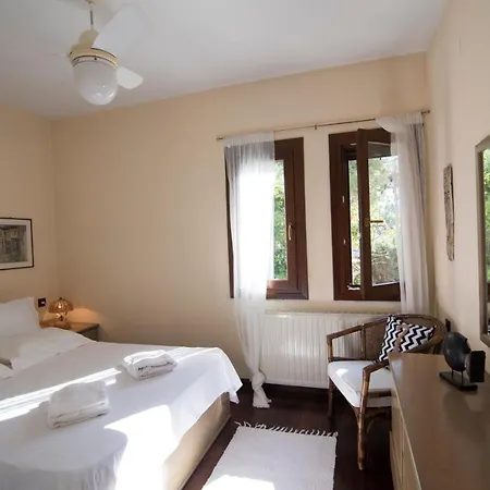 A Superb Mansion With Garden In Pelion Villa Neochori (Magnesia)